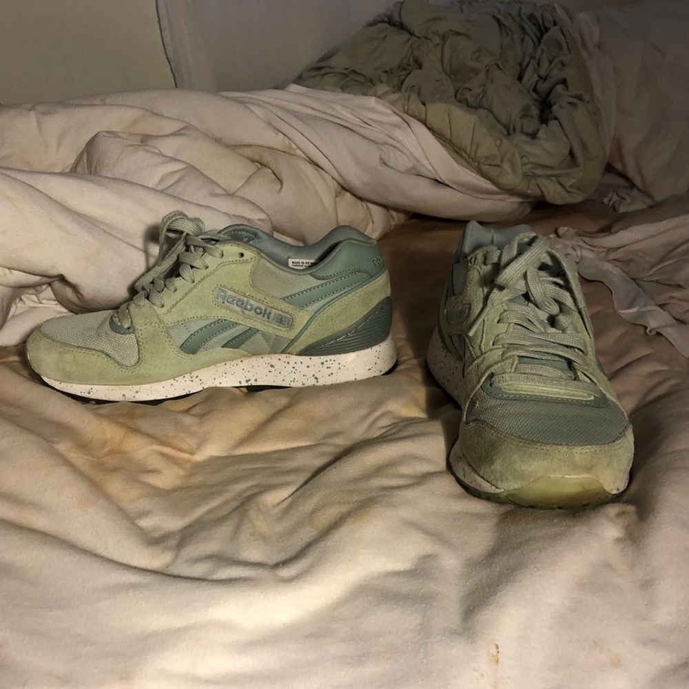 Classic Reebok’s - Picture 2 of 5